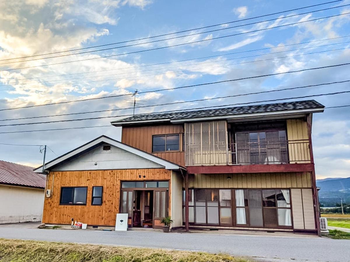Guest House Inawashiro~Hanbog~ מראה חיצוני תמונה