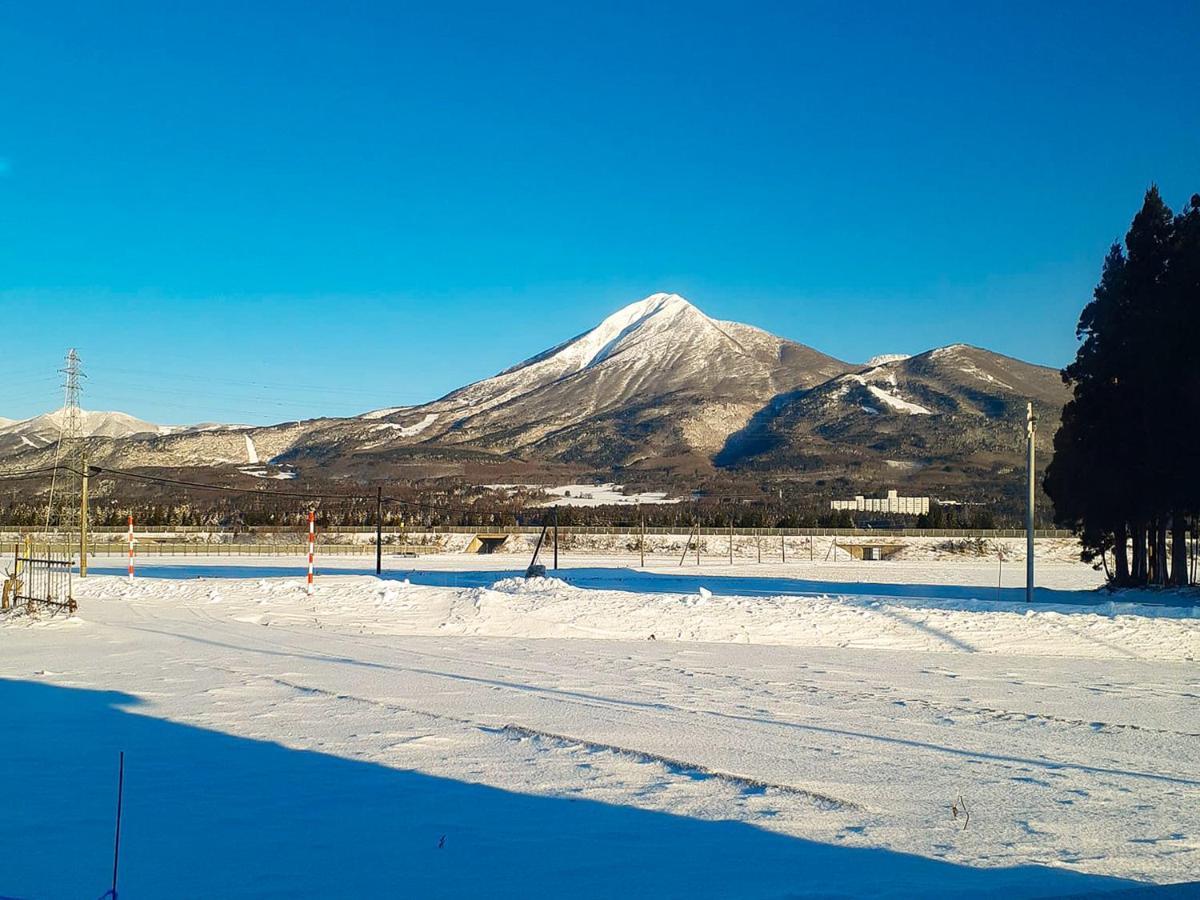 Guest House Inawashiro~Hanbog~ מראה חיצוני תמונה